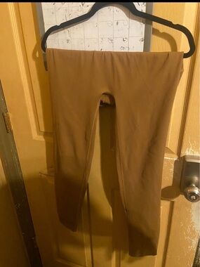 Stretchy Taupe Leggings